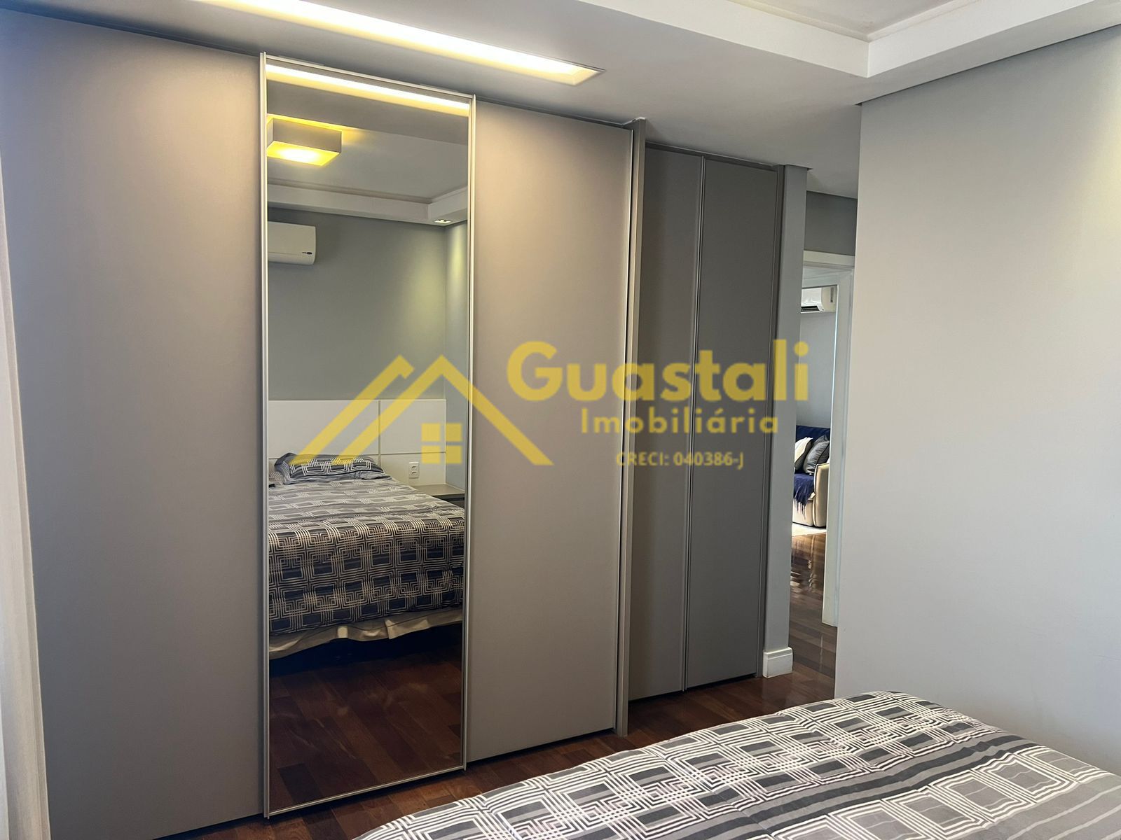 Apartamento à venda com 3 quartos, 87m² - Foto 8