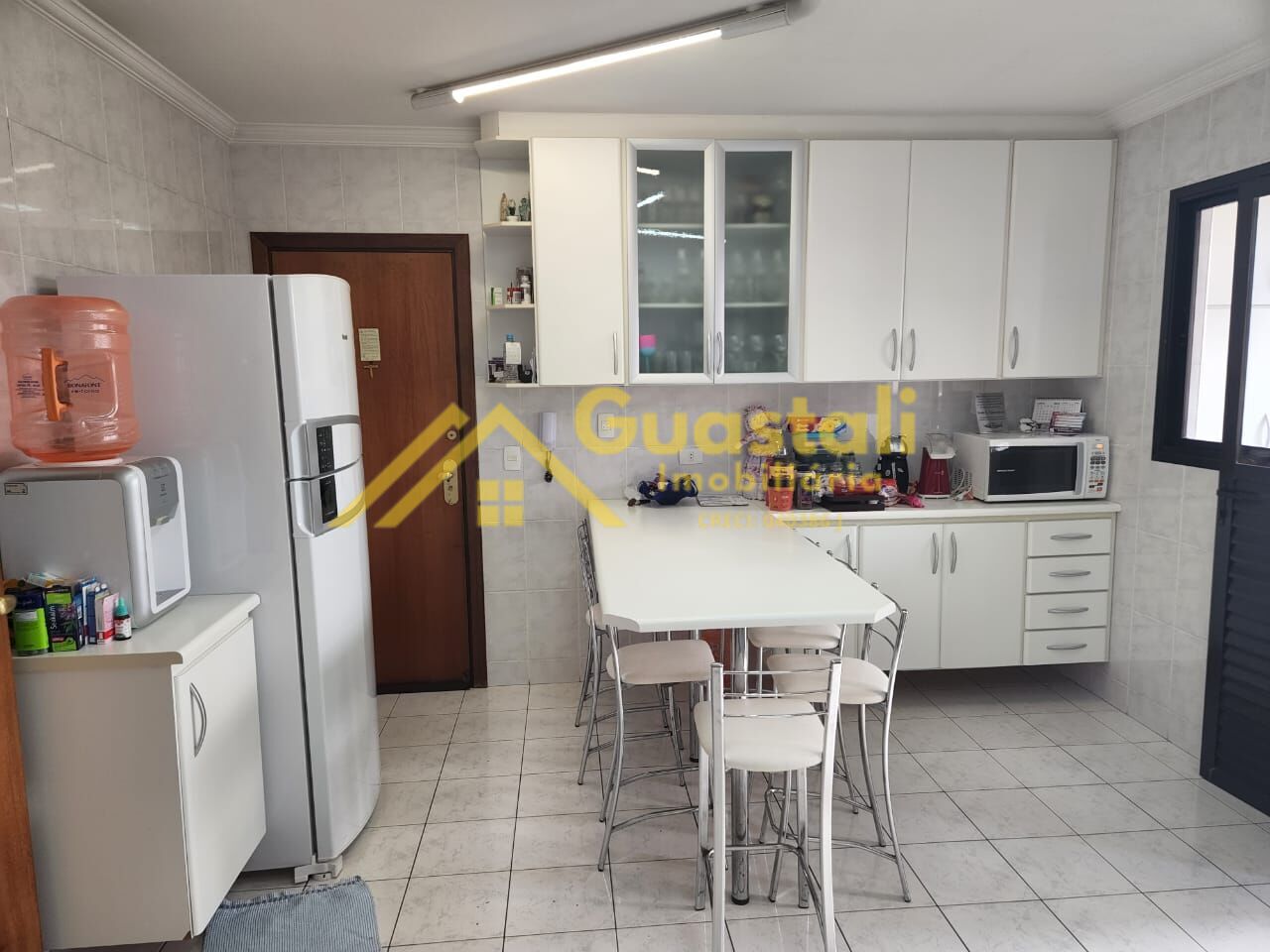 Apartamento à venda com 3 quartos, 186m² - Foto 10