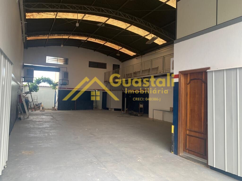 Loja-Salão à venda com 2 quartos, 200m² - Foto 2