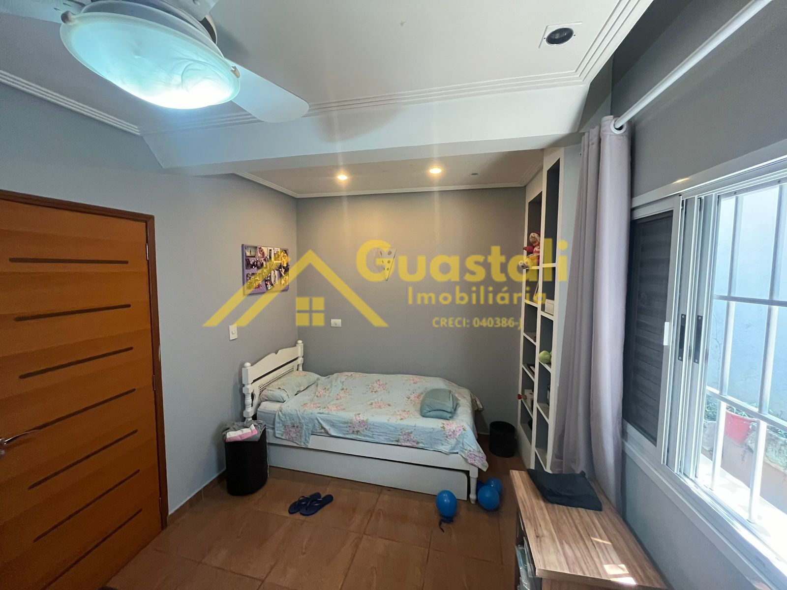 Casa à venda com 3 quartos, 280m² - Foto 11