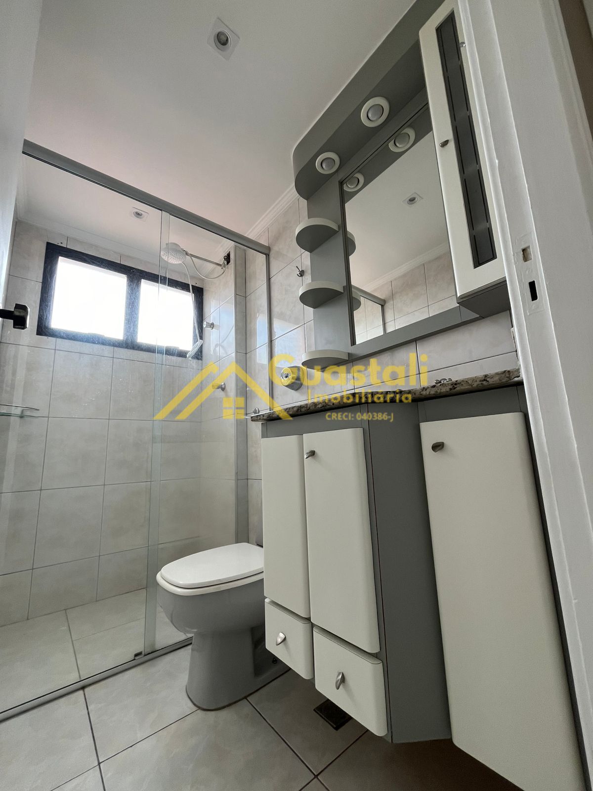 Apartamento à venda com 2 quartos, 62m² - Foto 8