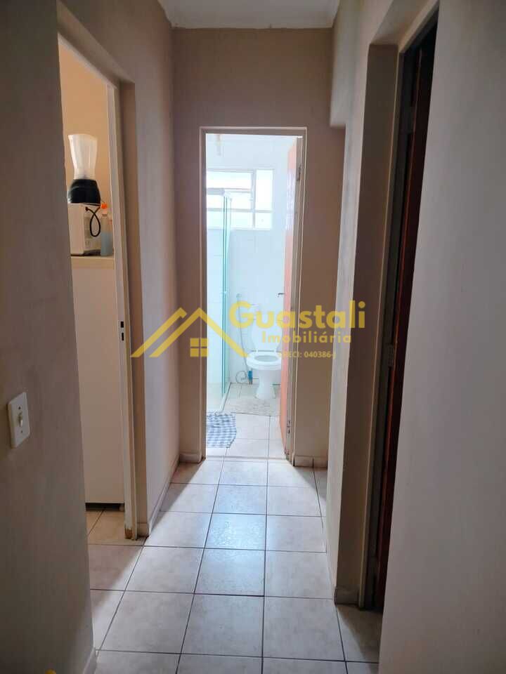 Apartamento à venda com 2 quartos, 47m² - Foto 4