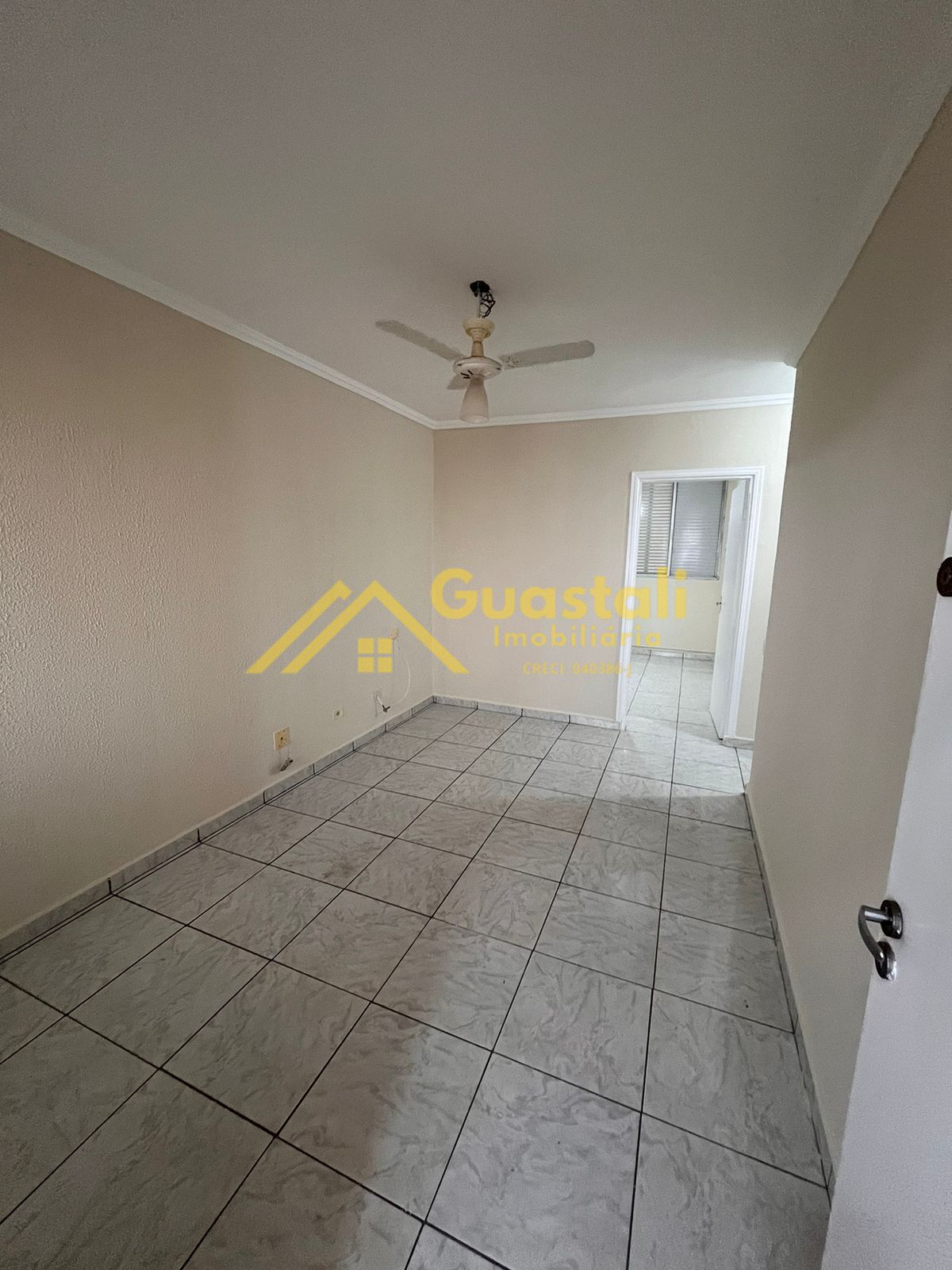 Apartamento à venda com 2 quartos, 50m² - Foto 2