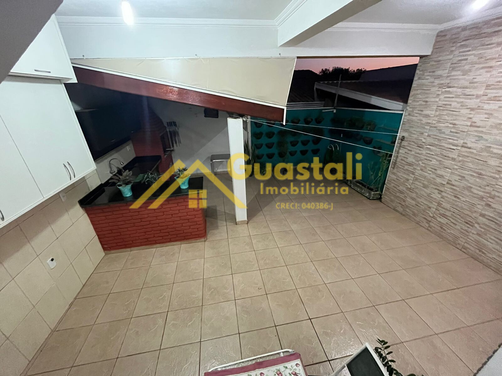 Casa à venda com 6 quartos, 300m² - Foto 23