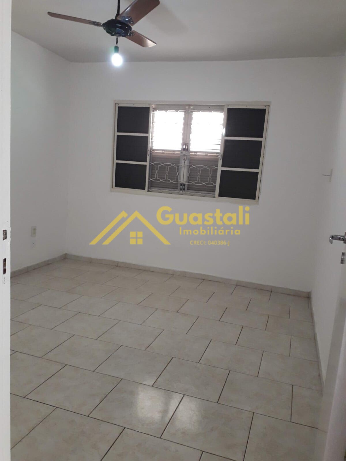 Casa à venda com 6 quartos, 300m² - Foto 39