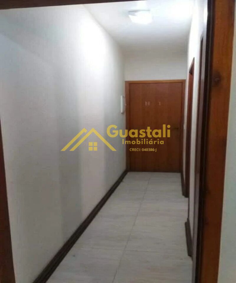 Casa à venda com 3 quartos, 200m² - Foto 16