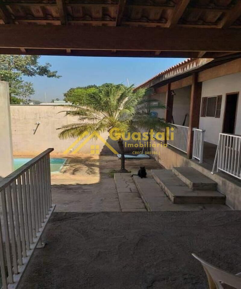 Casa à venda com 3 quartos, 200m² - Foto 11