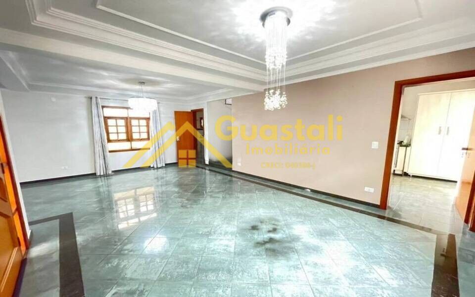 Casa para alugar com 3 quartos, 283m² - Foto 1