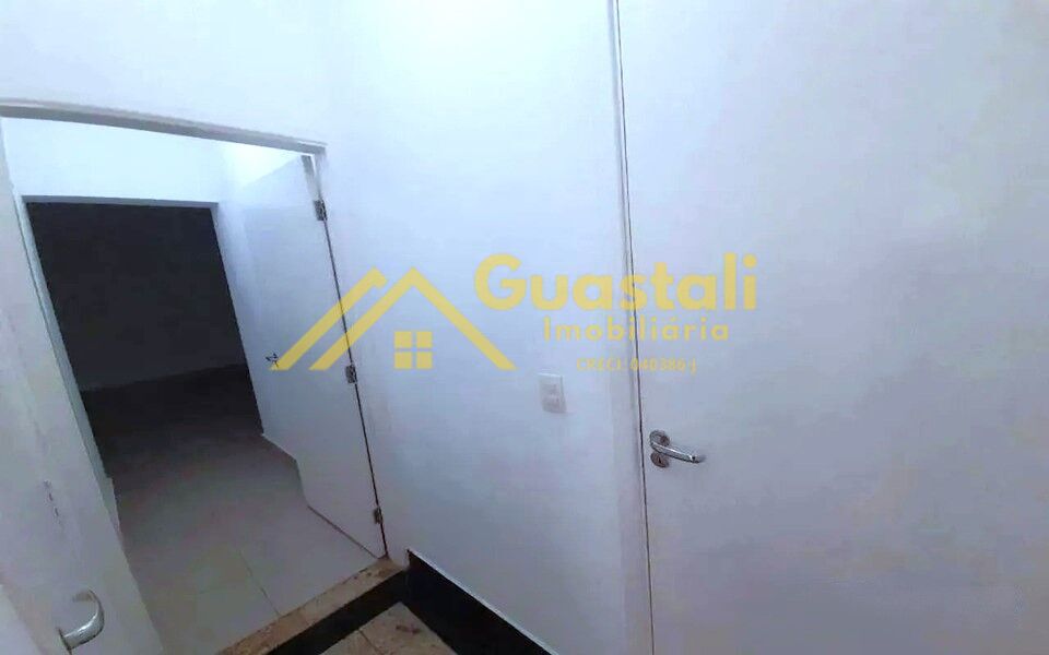 Casa para alugar com 4 quartos, 240m² - Foto 10