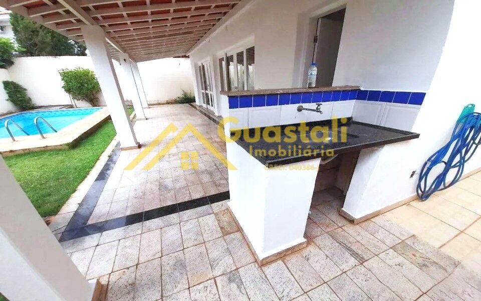 Casa para alugar com 4 quartos, 240m² - Foto 15