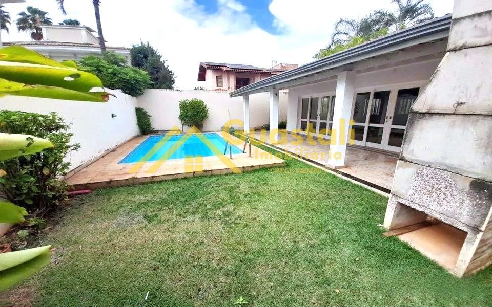 Casa para alugar com 4 quartos, 240m² - Foto 14