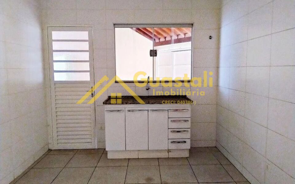 Casa à venda com 2 quartos, 109m² - Foto 25