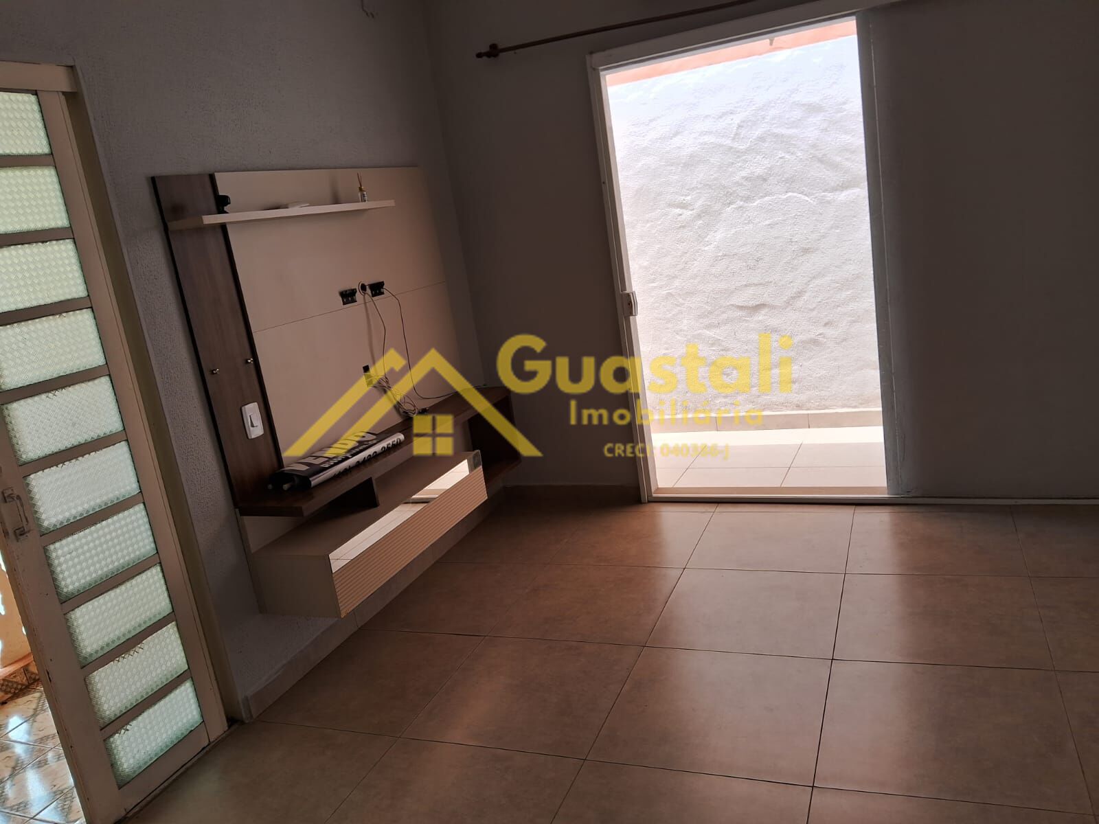 Casa à venda com 2 quartos, 180m² - Foto 6