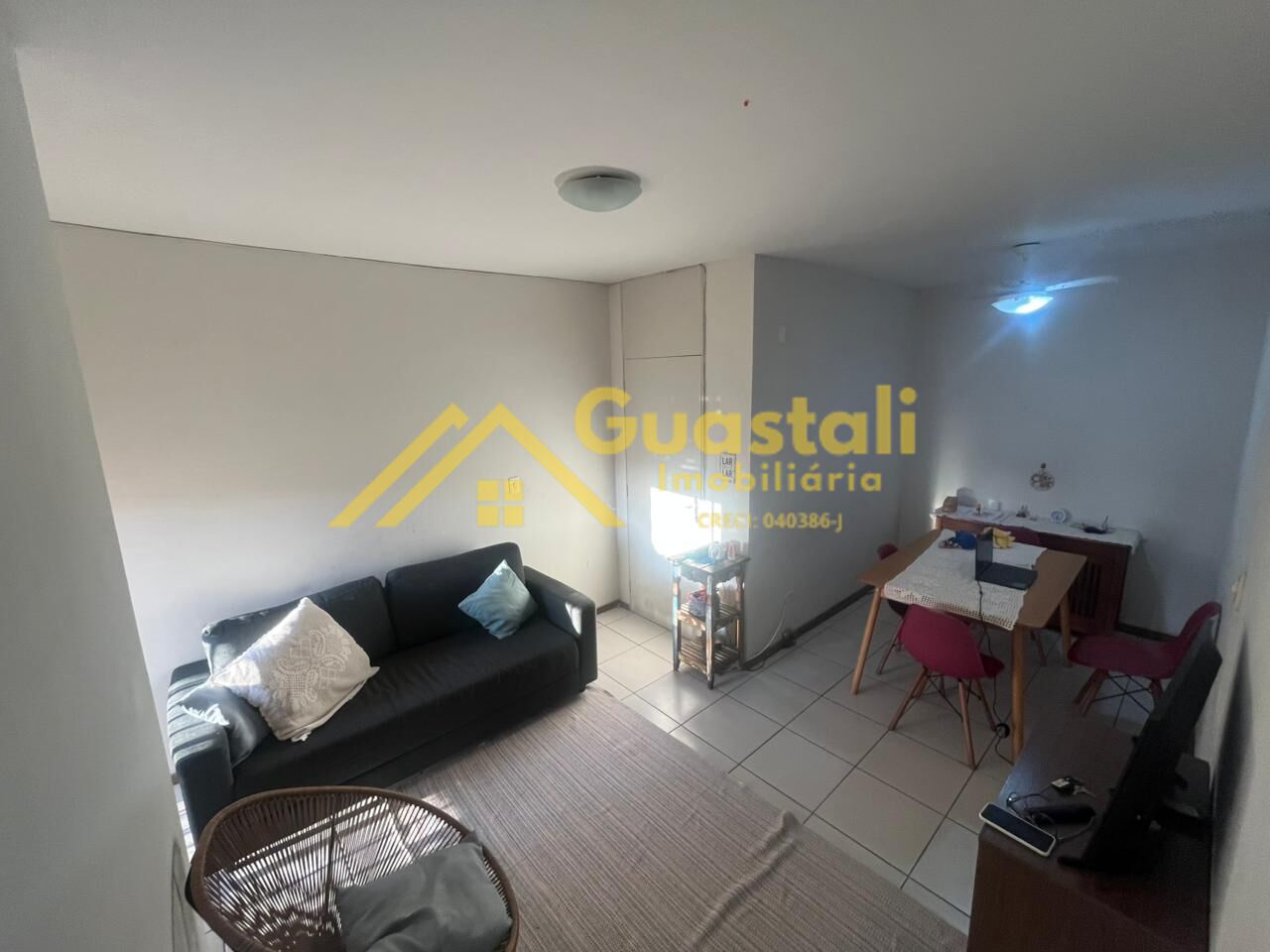 Apartamento à venda com 2 quartos, 57m² - Foto 3