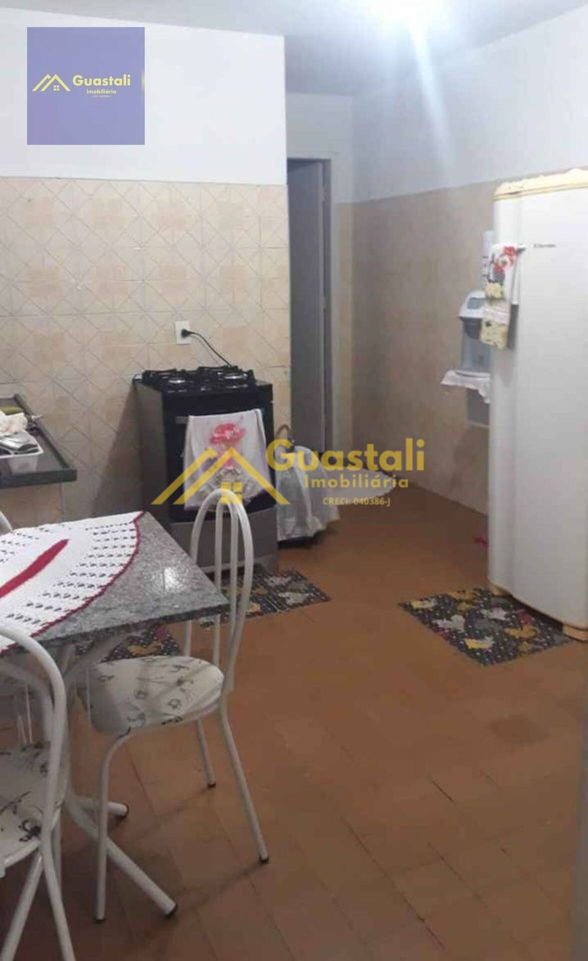 Casa à venda com 3 quartos, 200m² - Foto 11