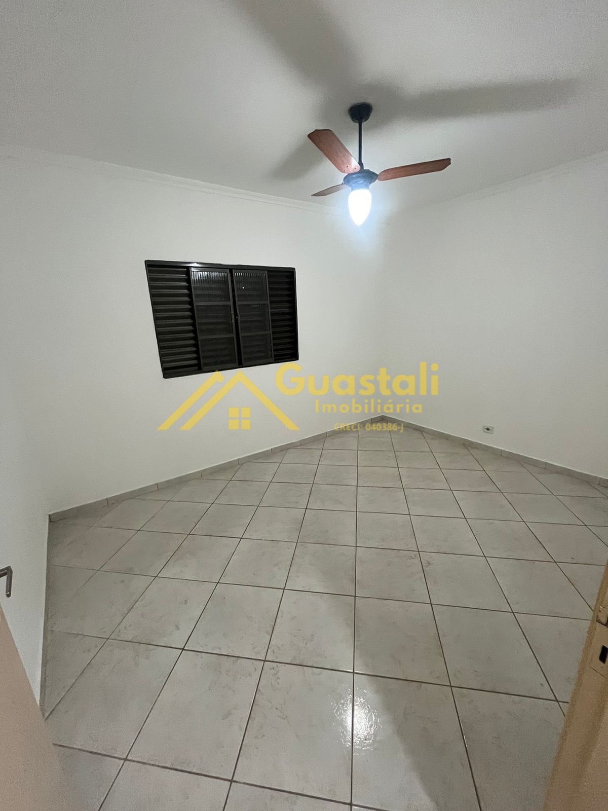 Casa à venda com 2 quartos, 93m² - Foto 13