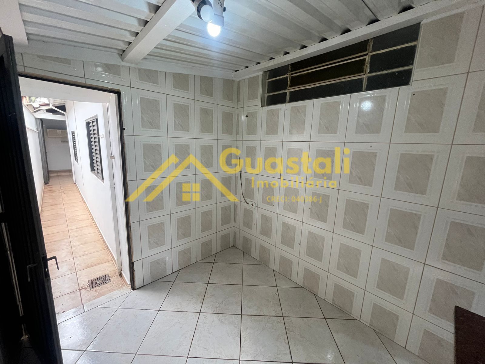 Casa à venda com 2 quartos, 93m² - Foto 10