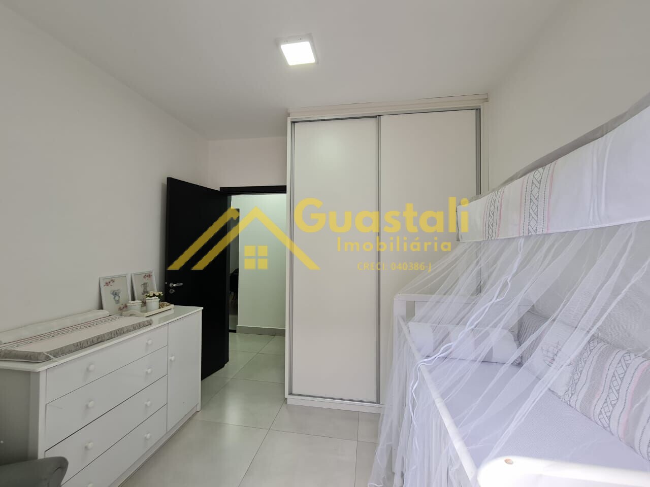 Casa à venda com 3 quartos, 160m² - Foto 11