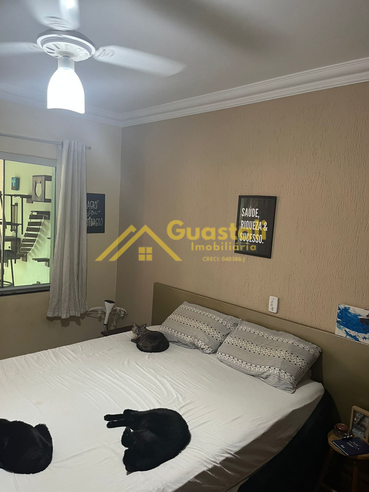 Casa à venda com 3 quartos, 170m² - Foto 10