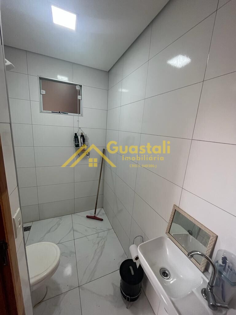 Casa à venda com 2 quartos, 100m² - Foto 6