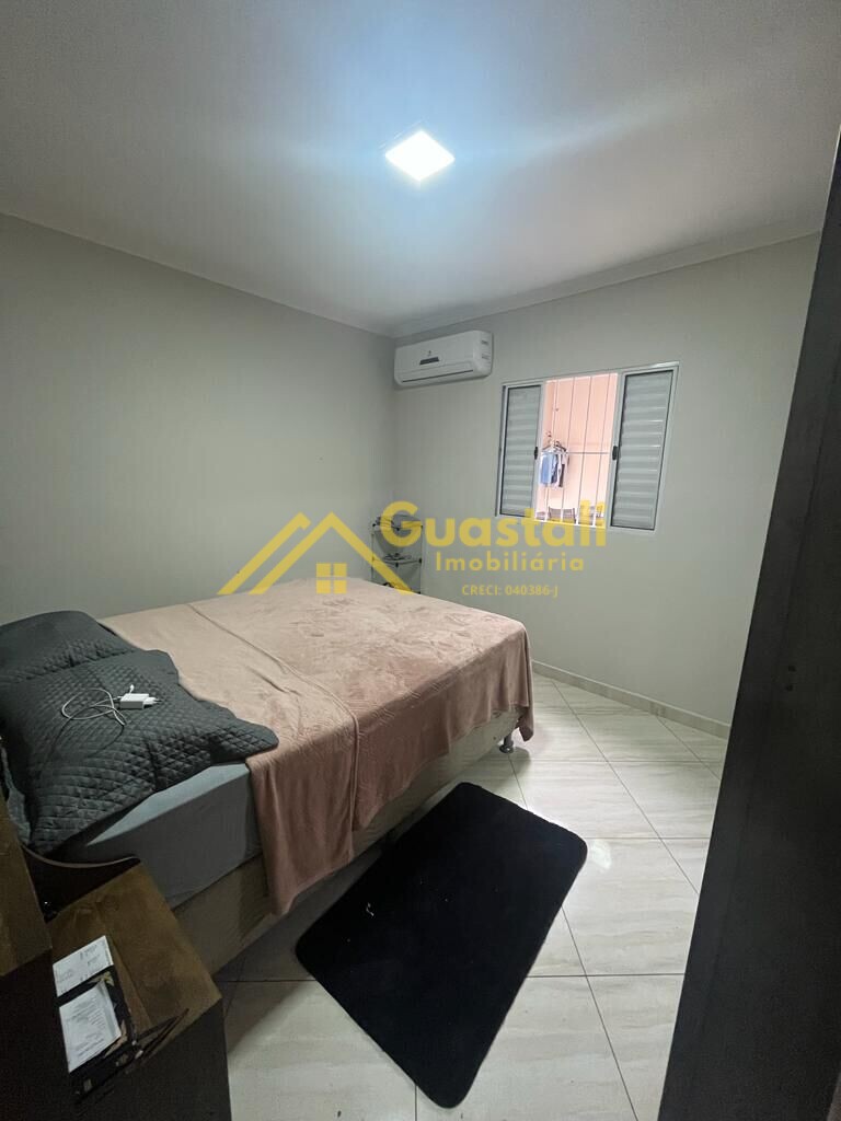 Casa à venda com 2 quartos, 100m² - Foto 9