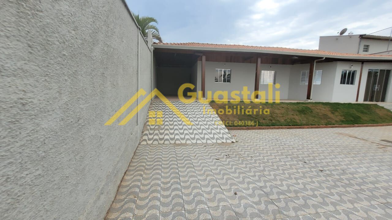 Fazenda à venda com 3 quartos, 1100m² - Foto 2