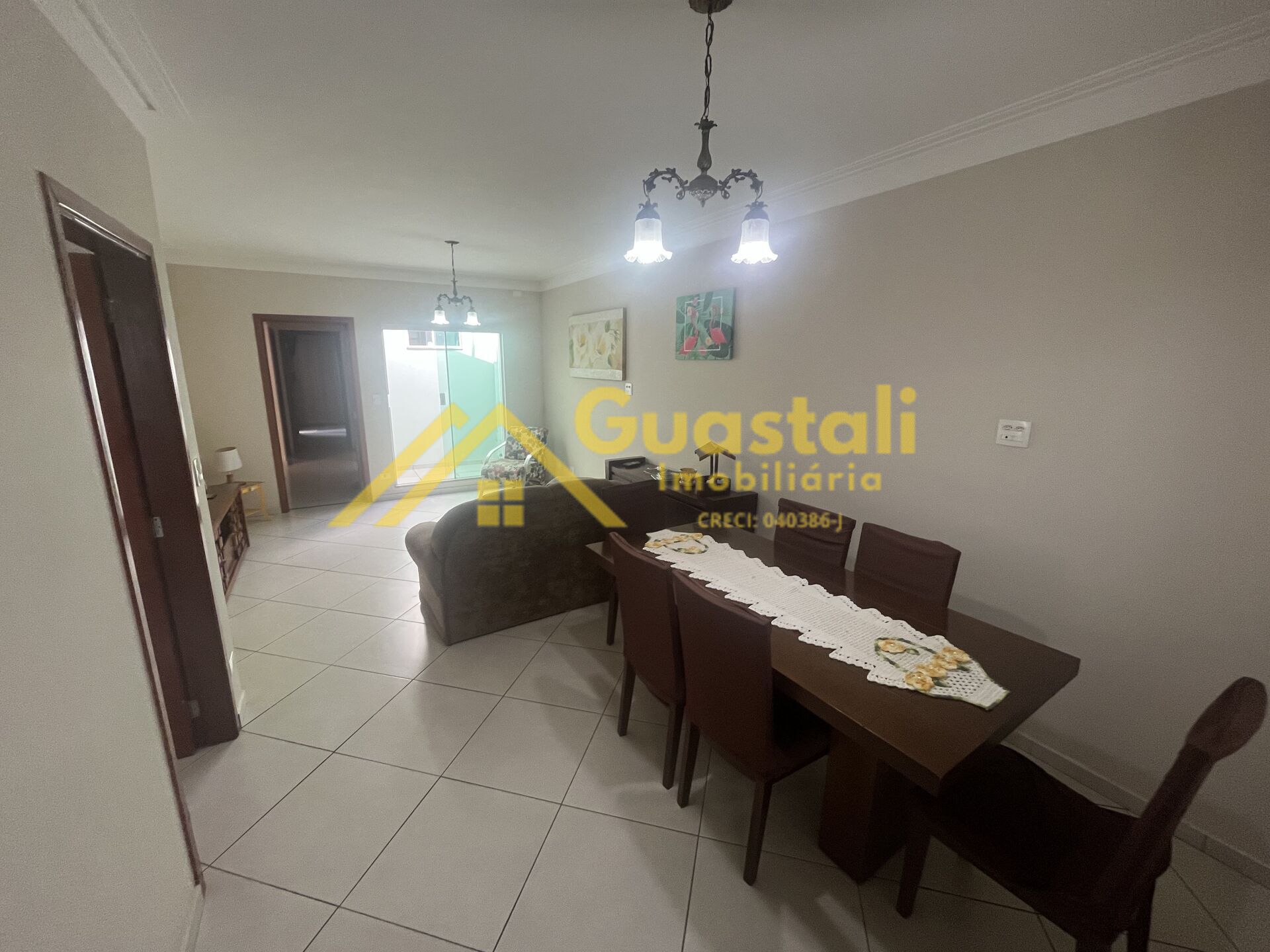 Casa à venda com 3 quartos, 164m² - Foto 11