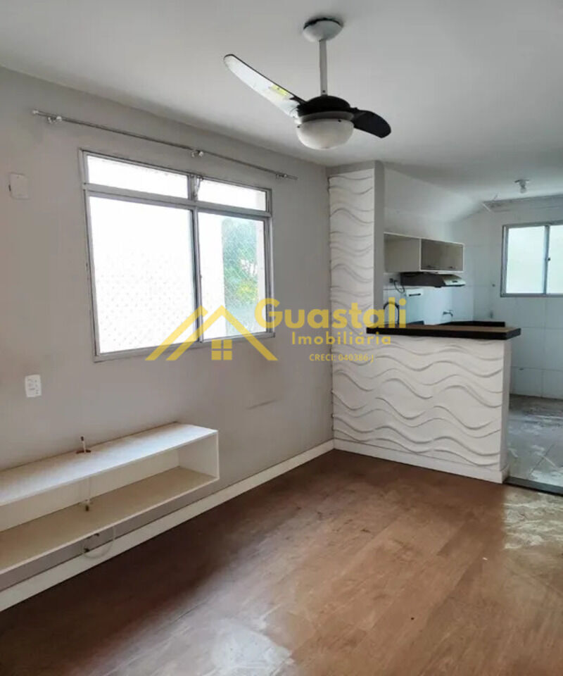 Apartamento à venda com 2 quartos, 47m² - Foto 2