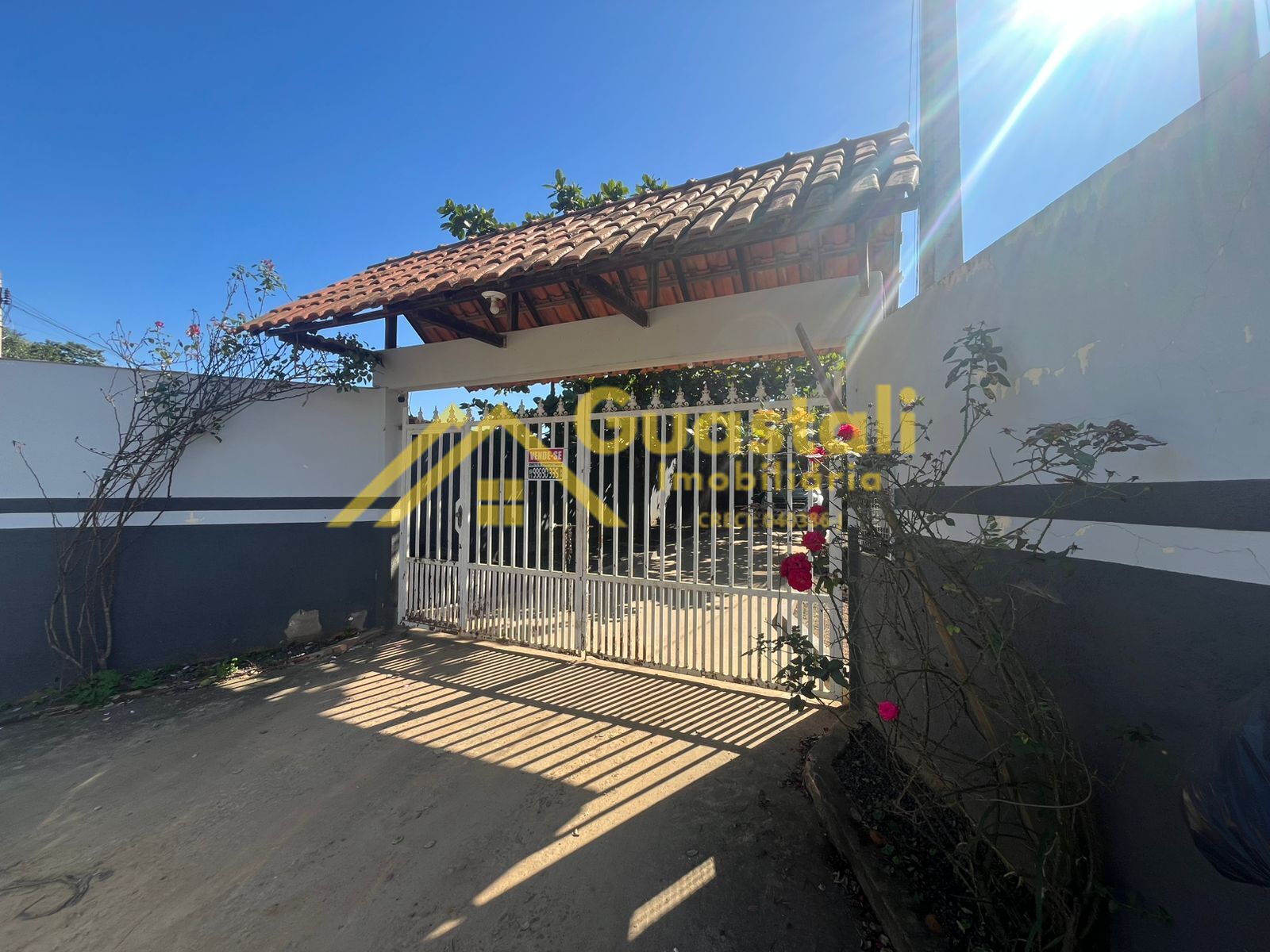 Fazenda à venda com 3 quartos, 500m² - Foto 1
