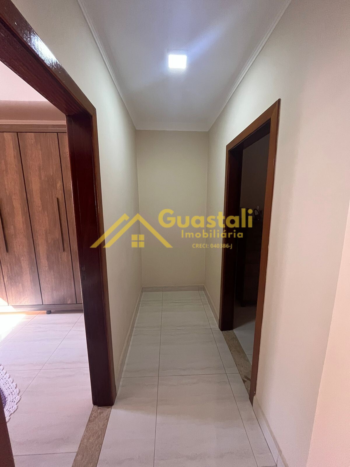 Casa à venda com 2 quartos, 100m² - Foto 5