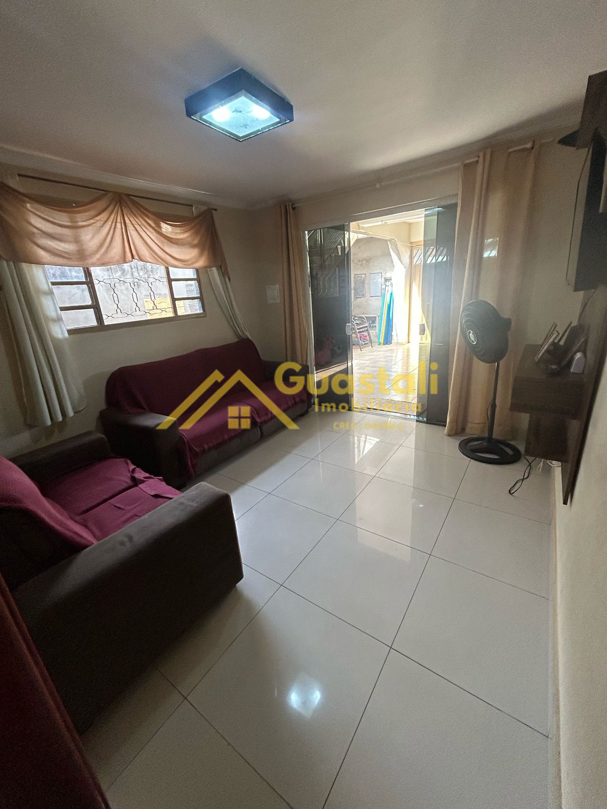Casa à venda com 4 quartos, 169m² - Foto 3