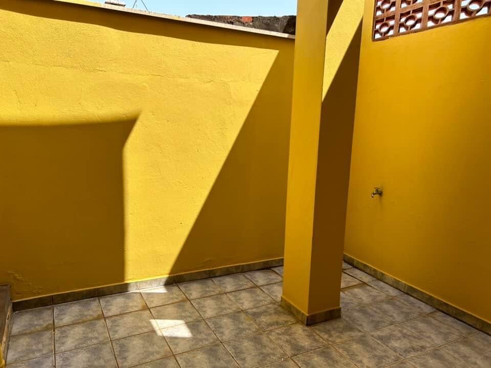 Casa à venda com 3 quartos, 90m² - Foto 17