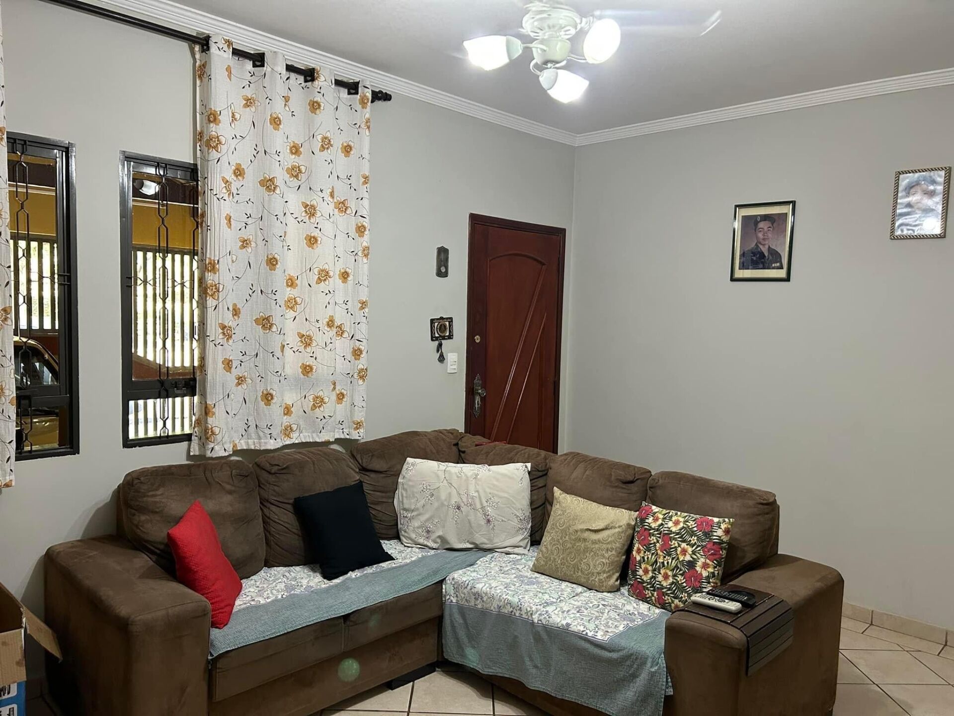 Casa à venda com 3 quartos, 90m² - Foto 4