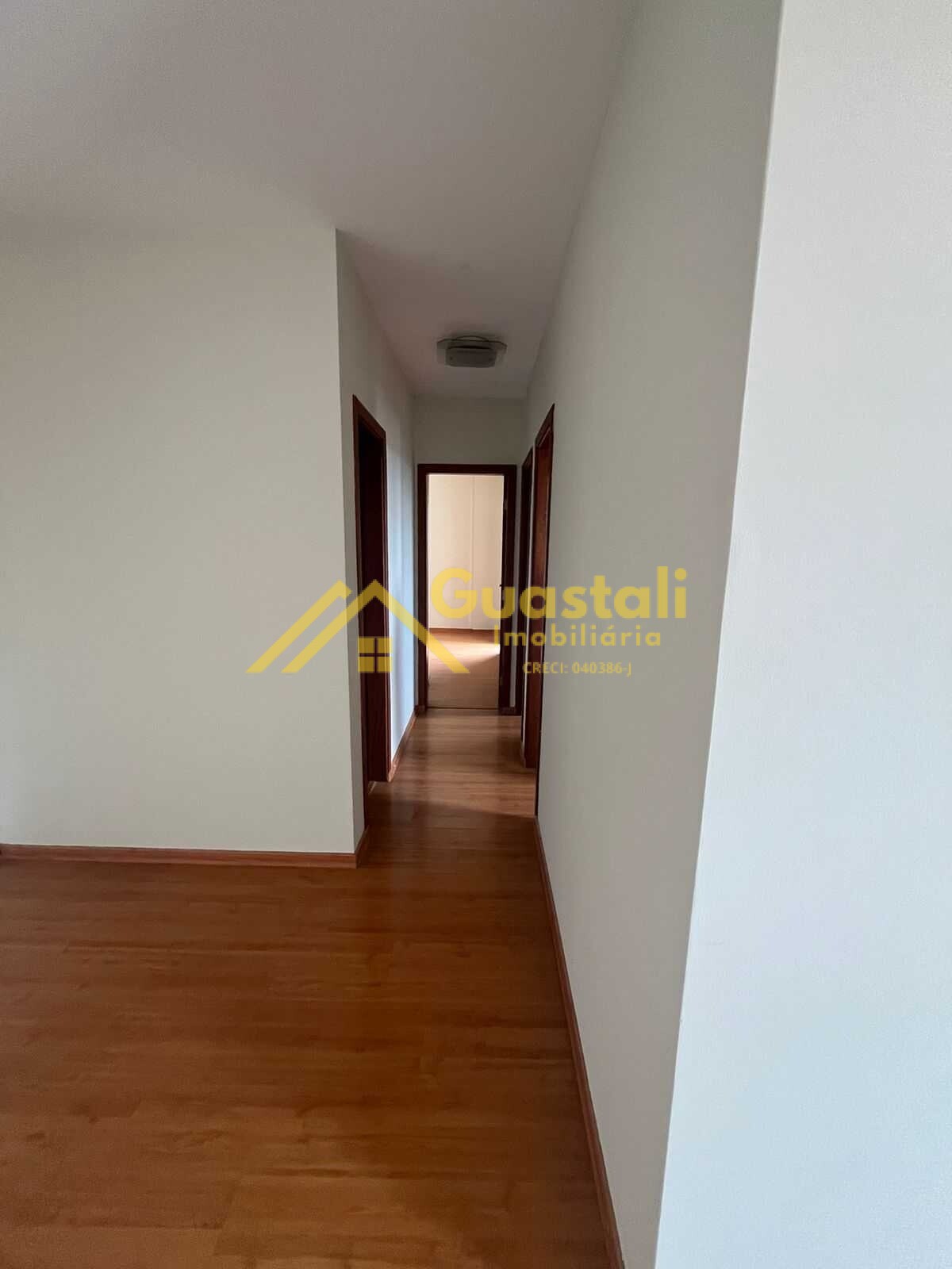 Apartamento à venda com 3 quartos, 85m² - Foto 3