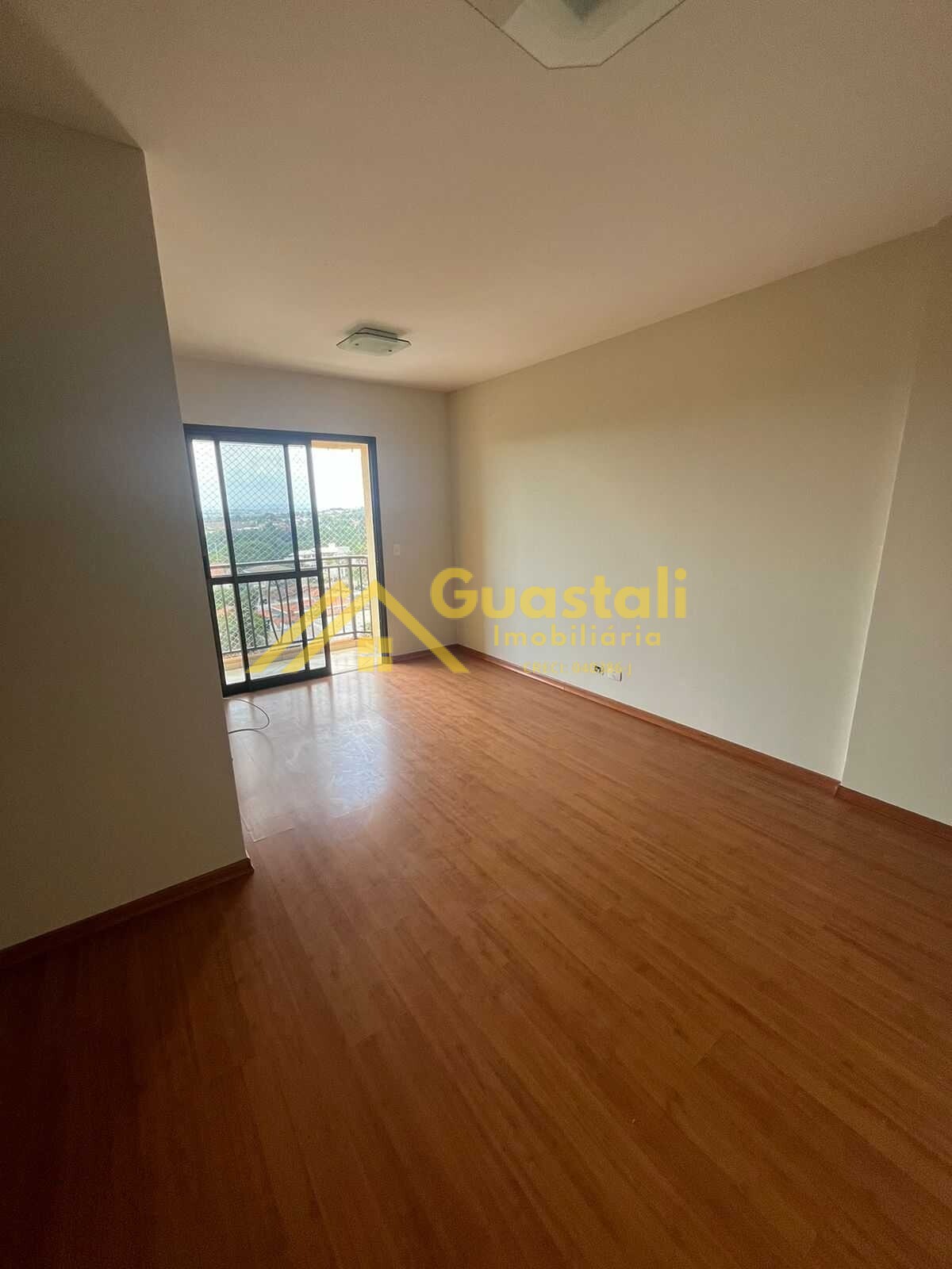 Apartamento à venda com 3 quartos, 85m² - Foto 2