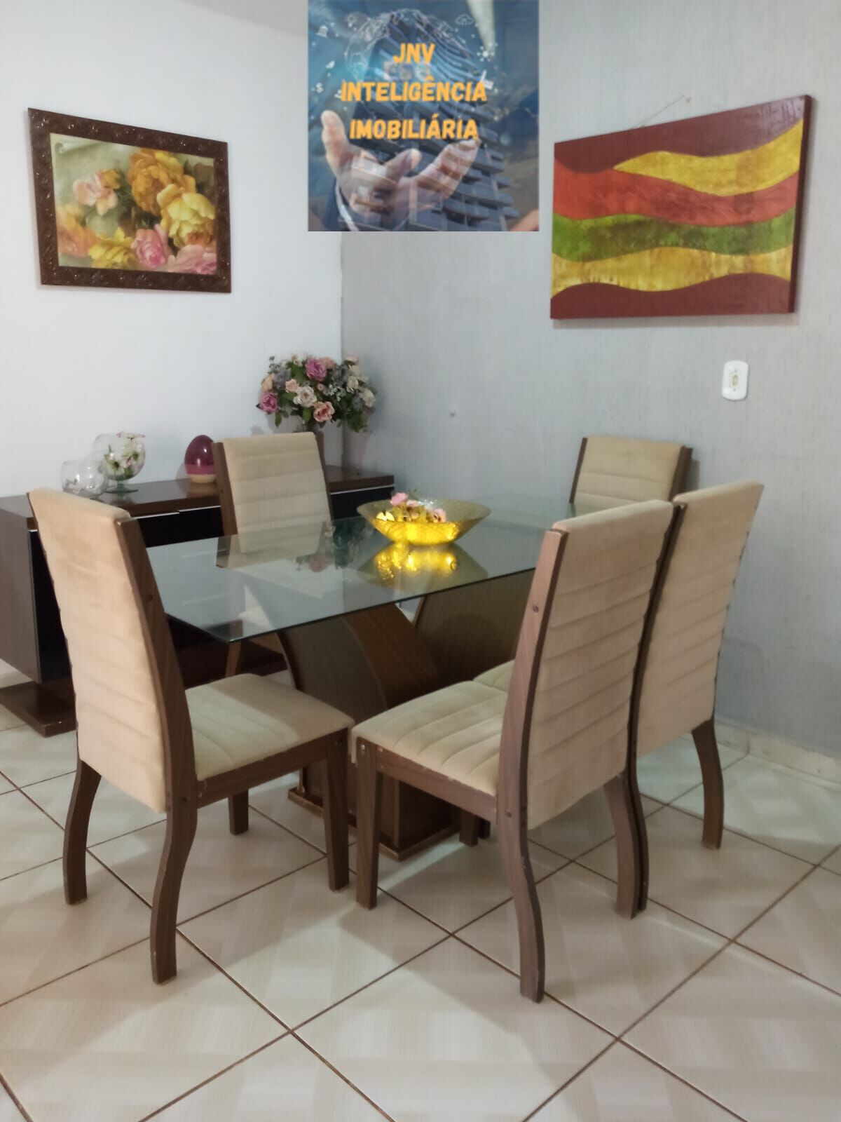 Casa à venda com 3 quartos, 160m² - Foto 1