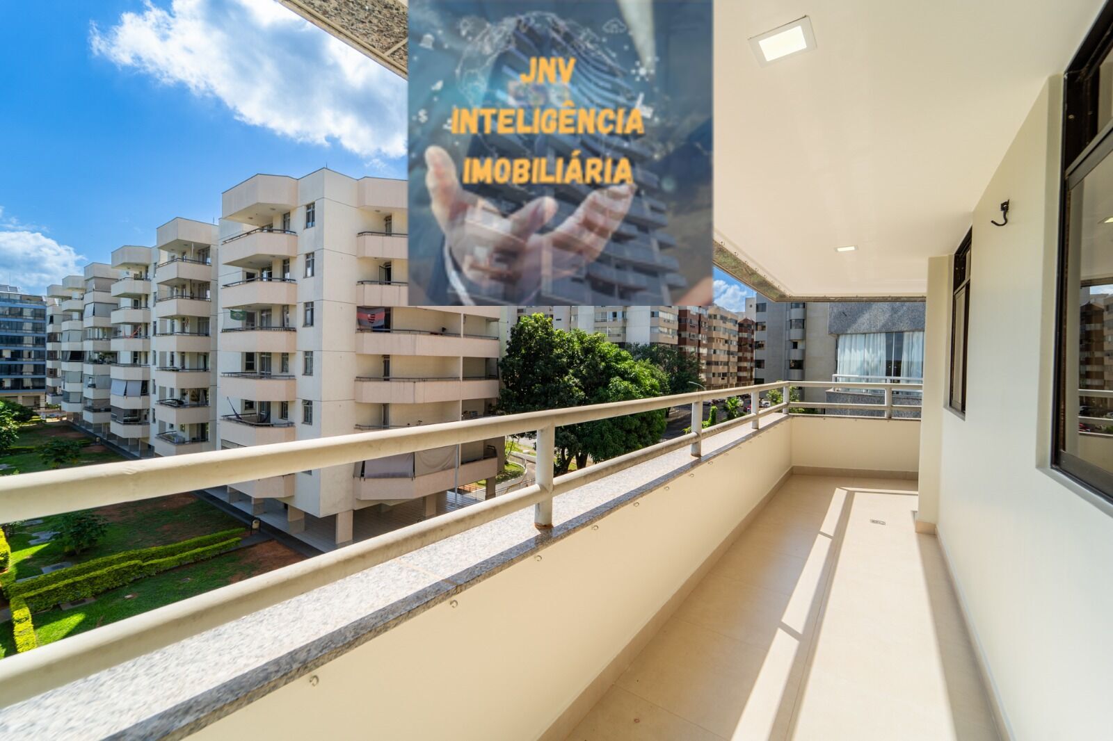 Apartamento à venda com 2 quartos, 73m² - Foto 2