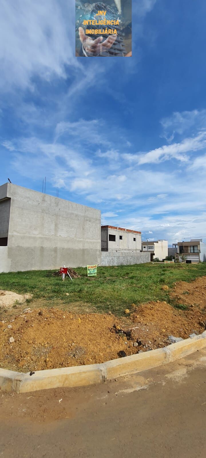 Terreno à venda, 203m² - Foto 1