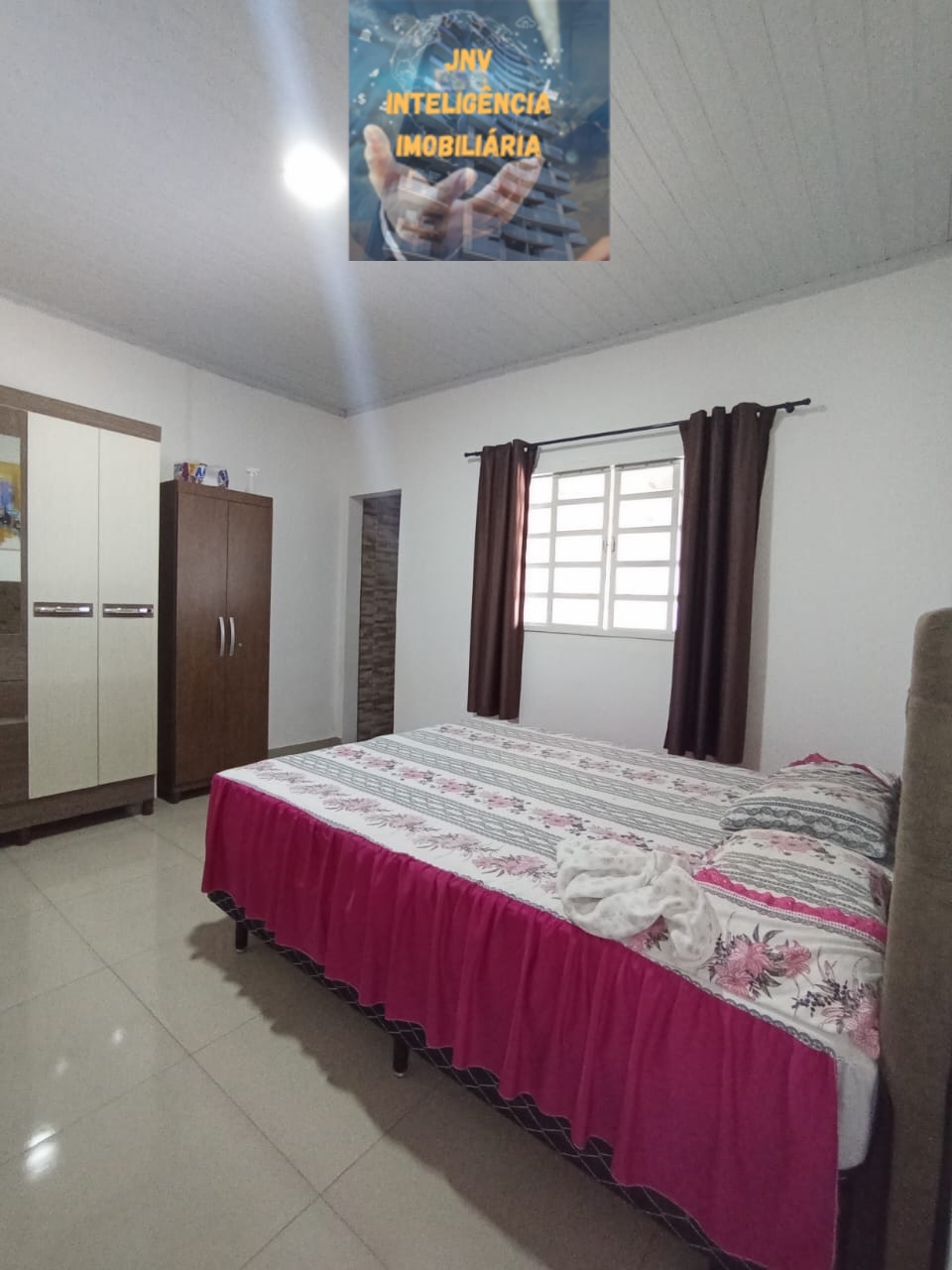 Casa à venda com 2 quartos, 180m² - Foto 2