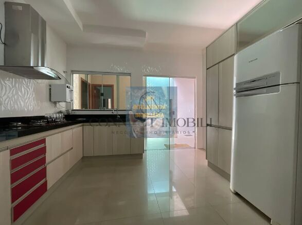 Casa, 4 quartos, 200 m² - Foto 9