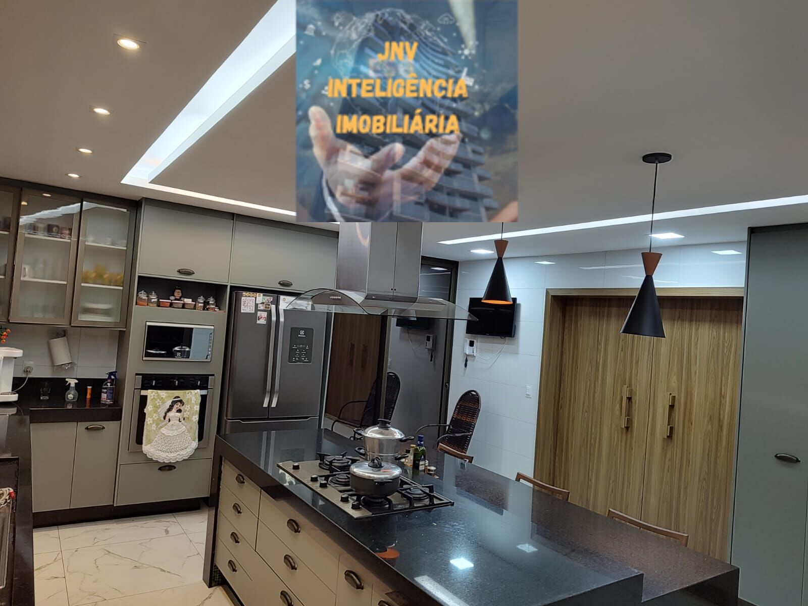 Casa à venda com 6 quartos, 600m² - Foto 18