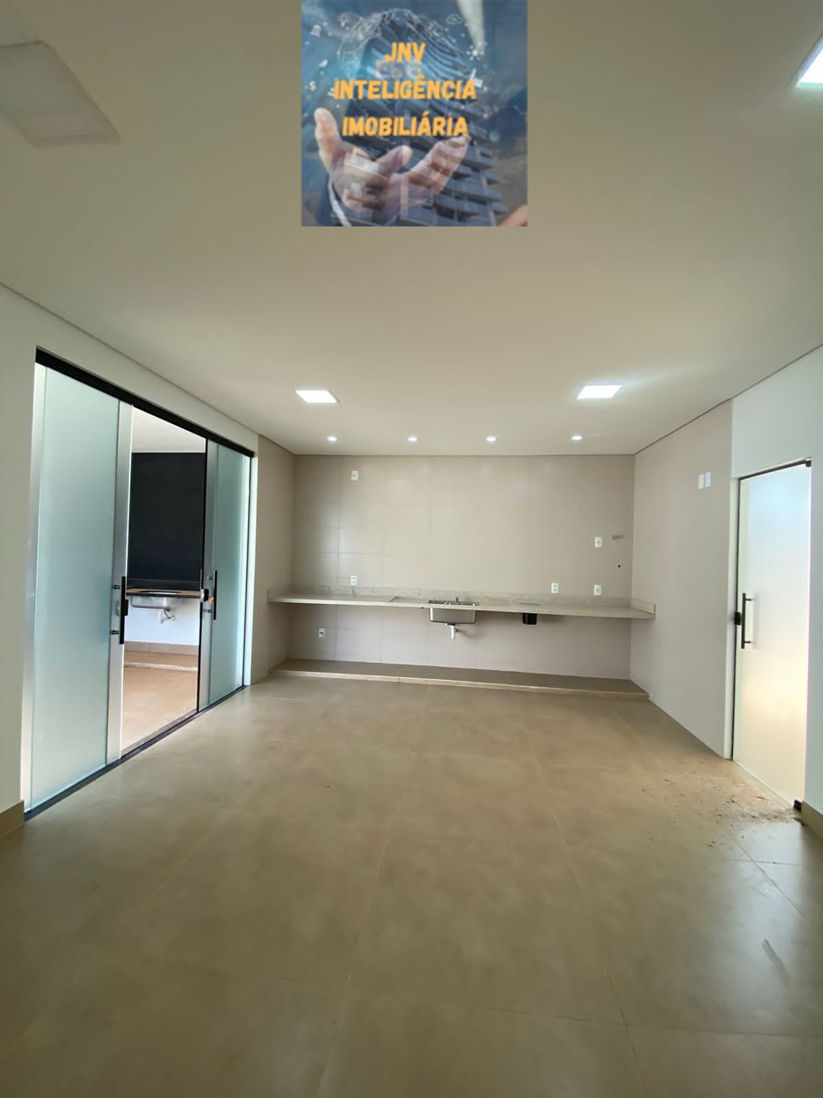 Casa de Condomínio à venda com 3 quartos, 136m² - Foto 2