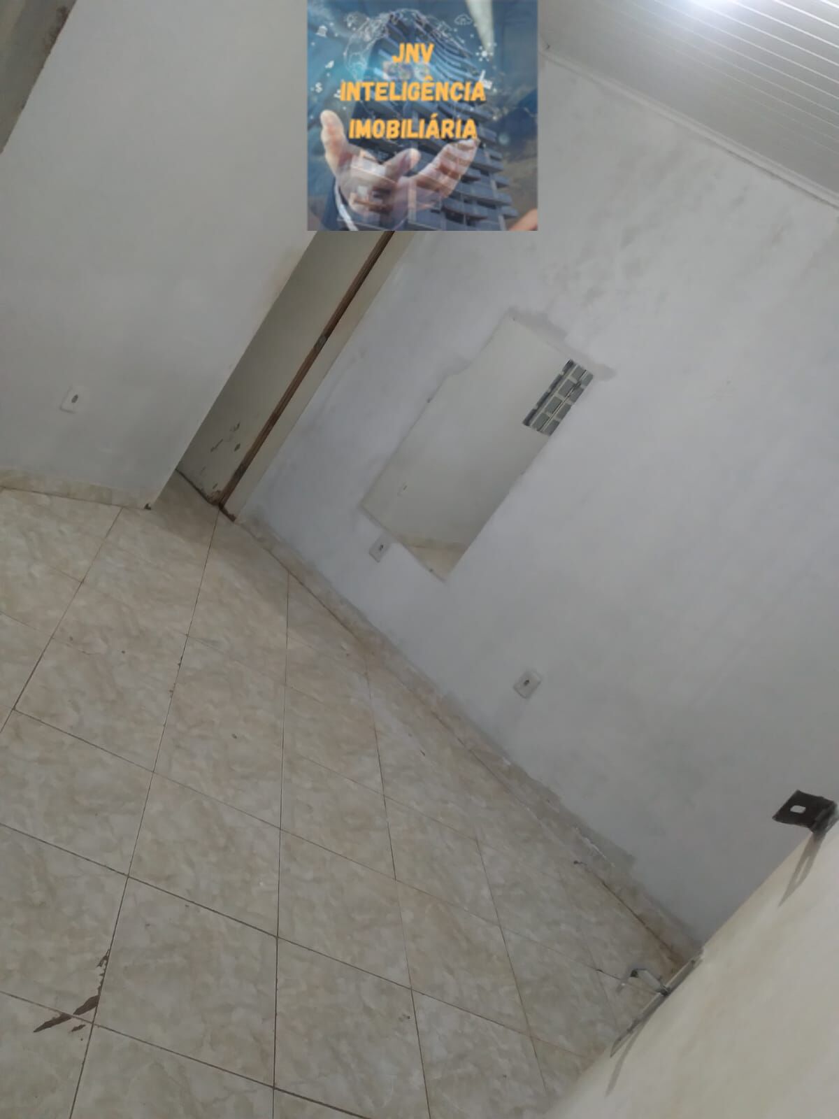 Casa à venda com 2 quartos, 100m² - Foto 2