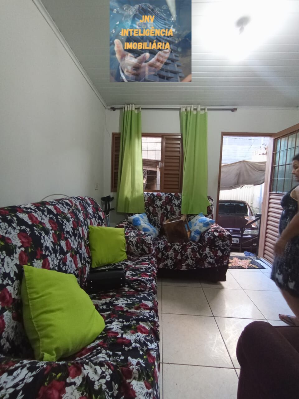 Casa à venda com 2 quartos, 200m² - Foto 2