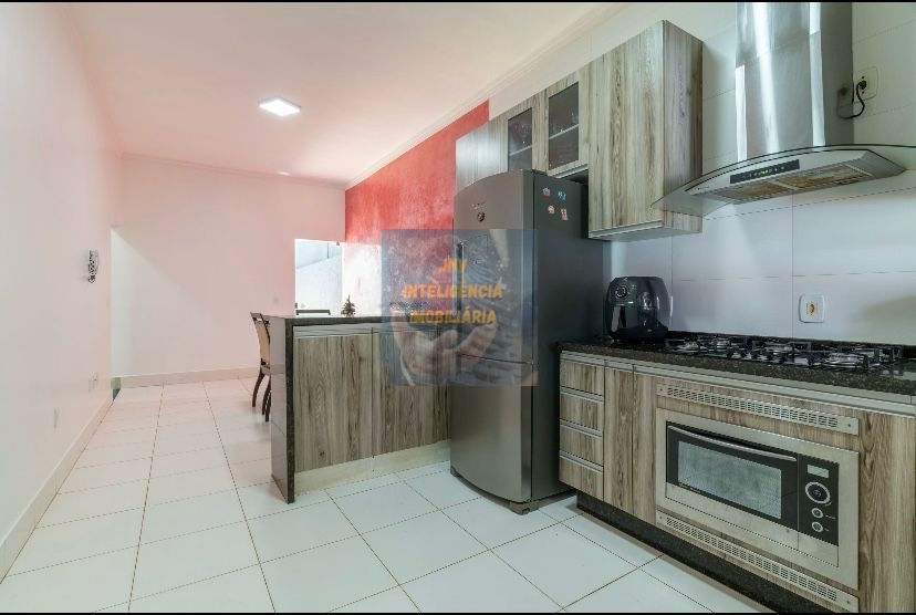 Casa, 3 quartos, 400 m² - Foto 2