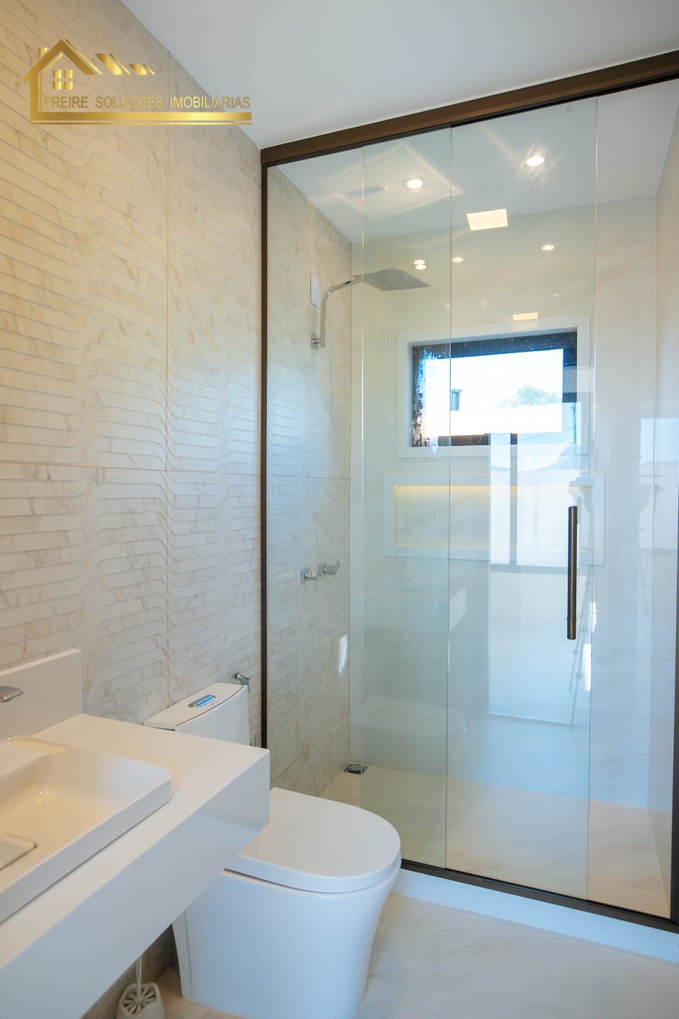 Casa, 3 quartos, 258 m² - Foto 9