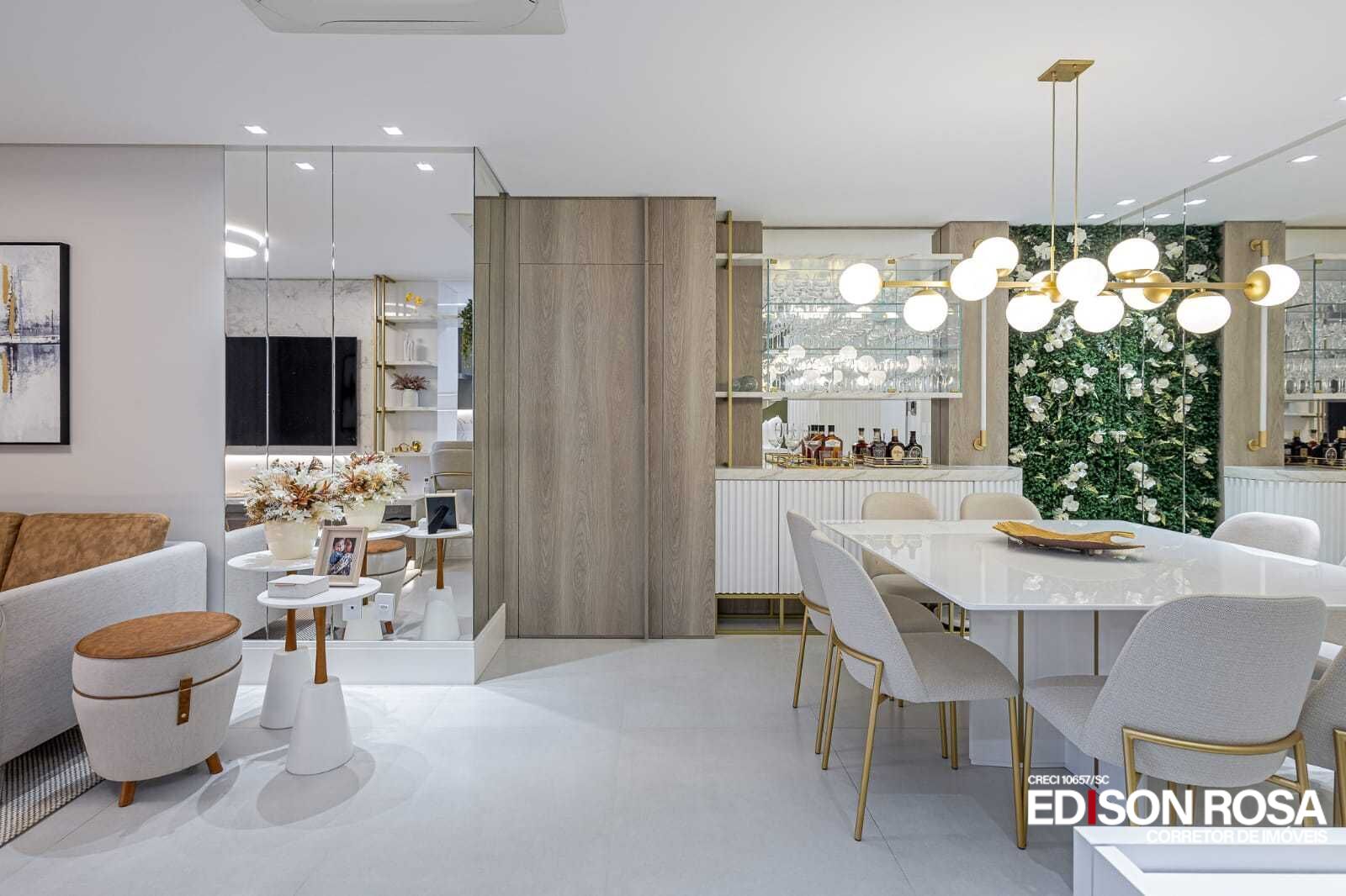 Apartamento à venda em São José/SC, Campinas - Mobiliado com 03 Suítes, 03 Vagas, 134M².