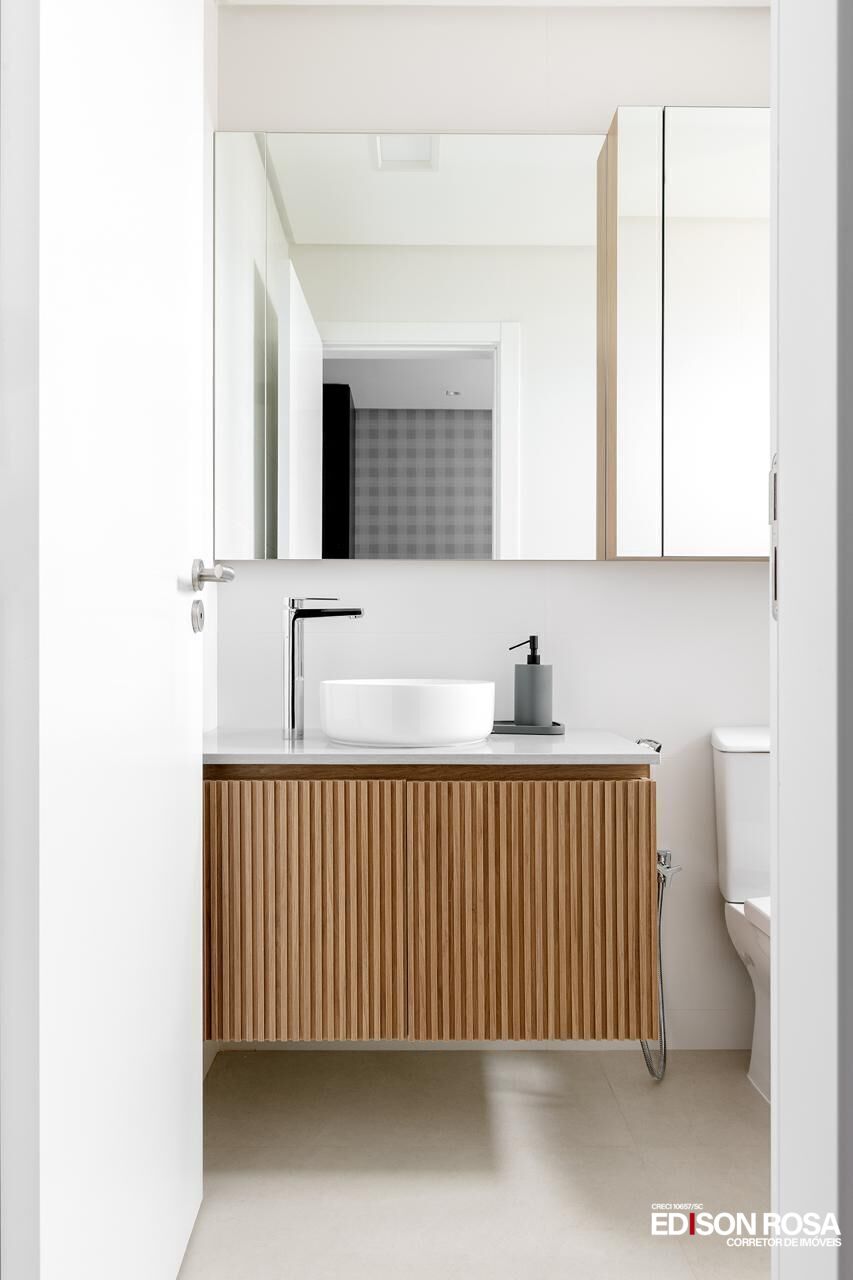 Apartamento Manhattan Home Club à venda em São José SC, Floresta: 3 suítes de 133,05m² com 2 vagas livres mais hobby box de 3,00m² próximo a Florianópolis.