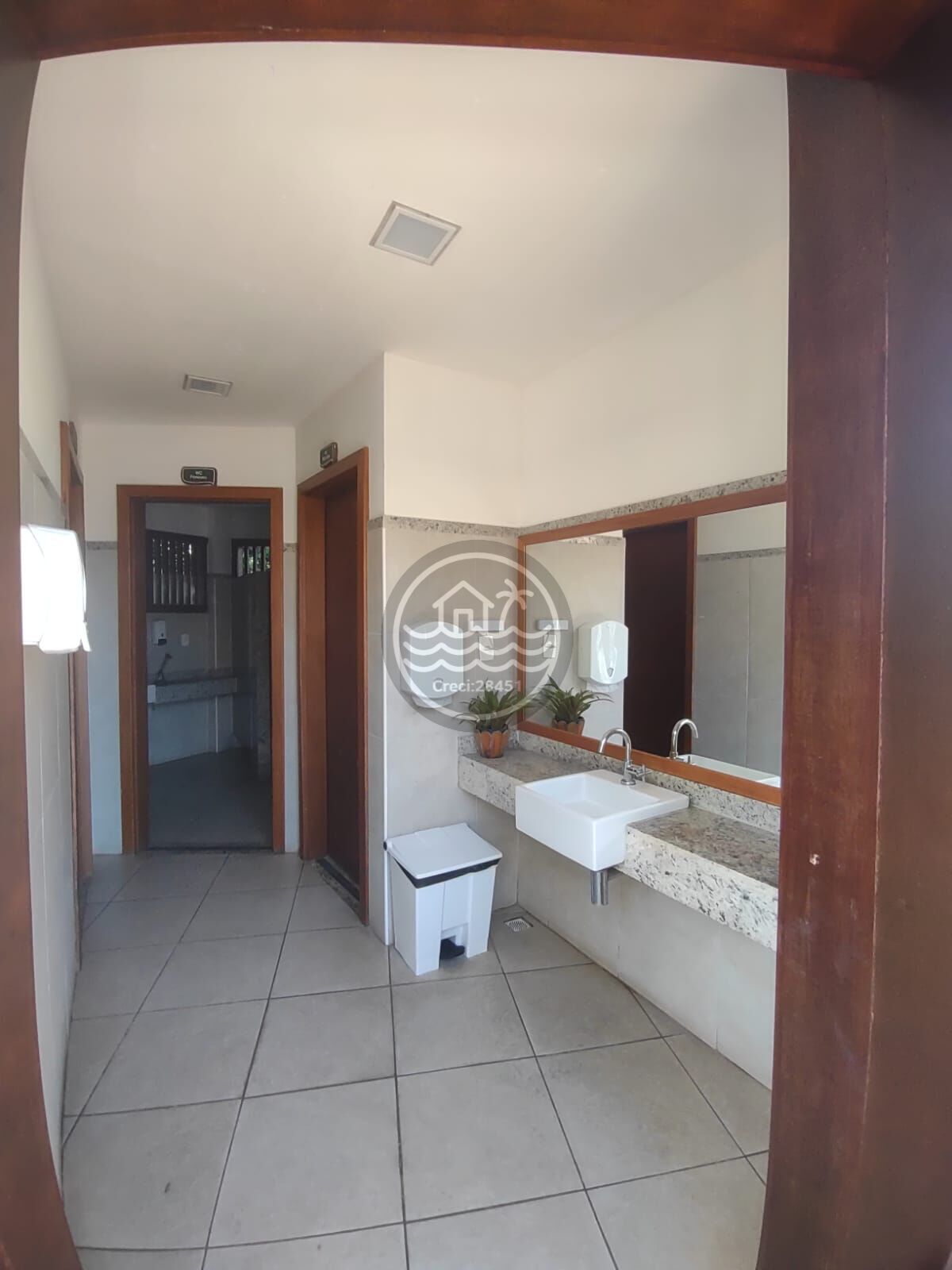 Apartamento à venda com 2 quartos, 75m² - Foto 23