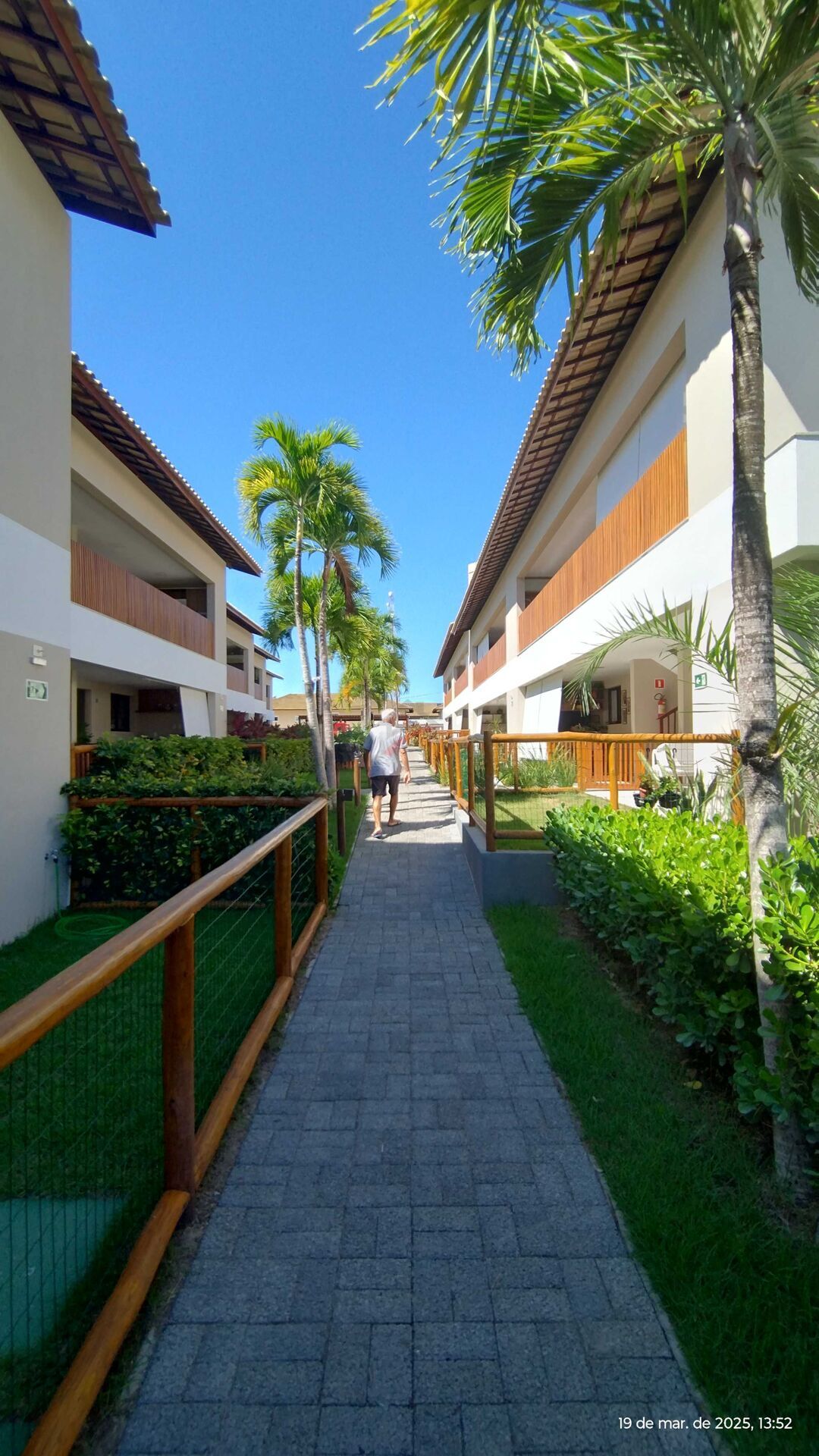 Apartamento à venda com 2 quartos, 75m² - Foto 4